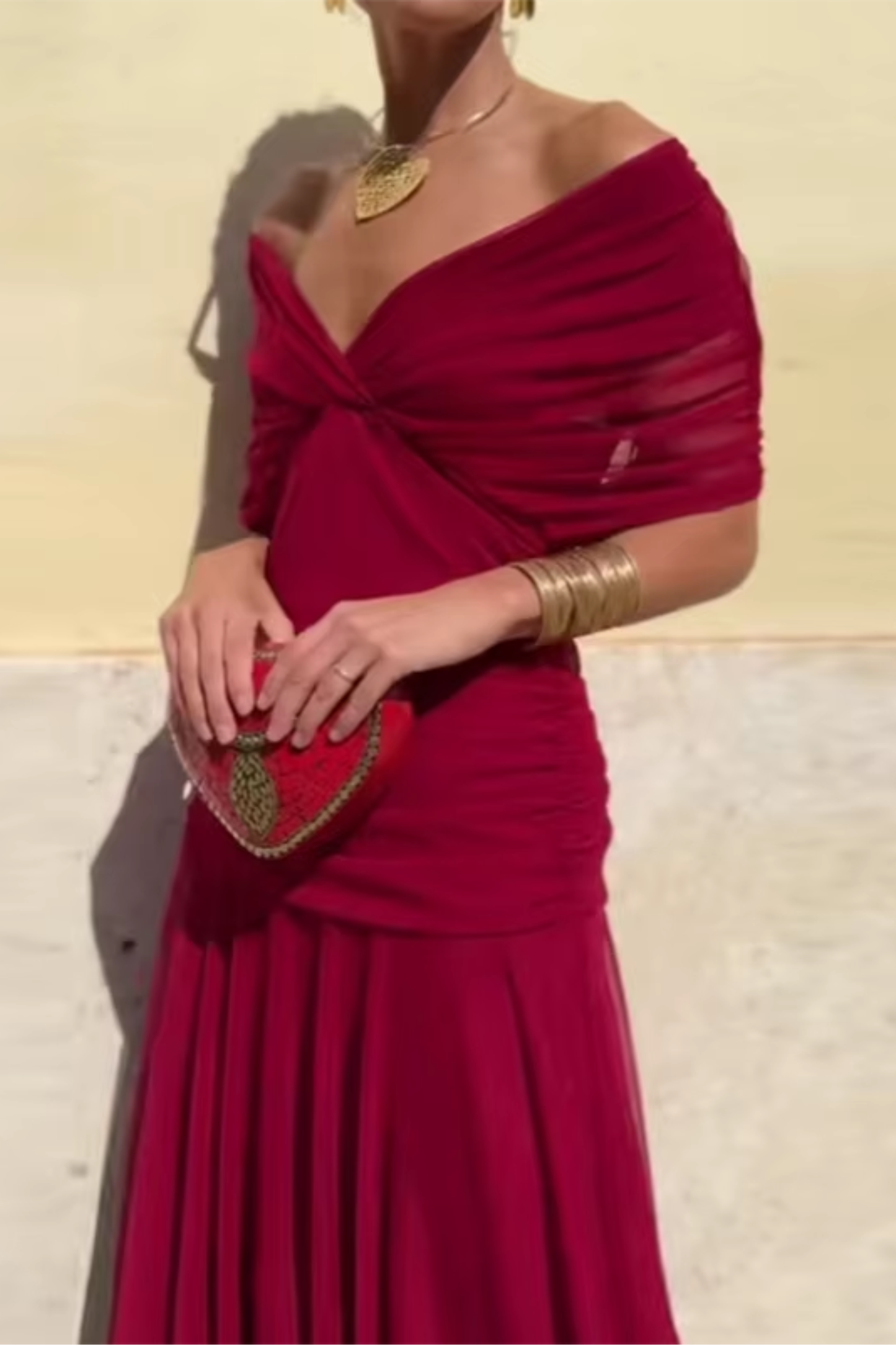 VERO - ELEGANTE VESTITO DA CERIMONIA CON SCOLLO A V