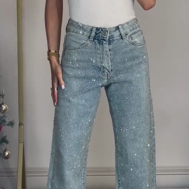 Jeans a Gamba Dritta con Strass — Stile Ricercato per Ogni Occasione